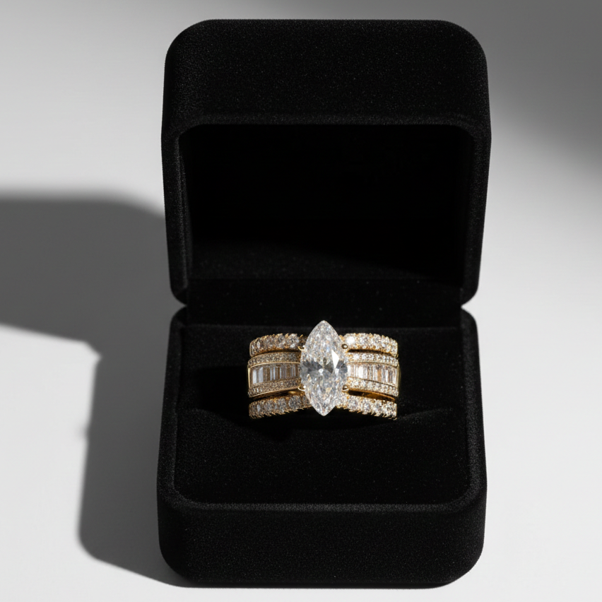 Veronika – Sada prstenů s diamanty a zlatými akcenty.