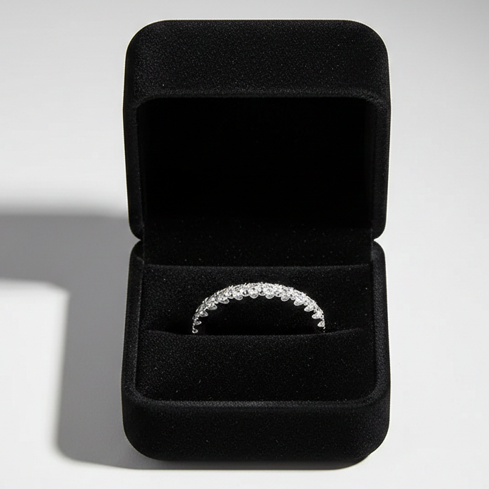 Moissanitový snubní prsten