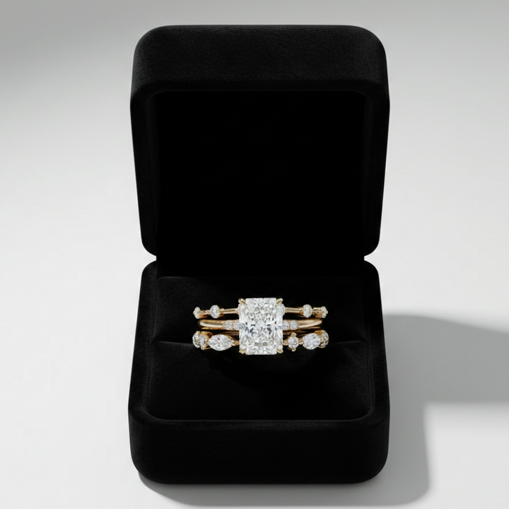 Nora – Diamantový prsten ve vrstveném designu.